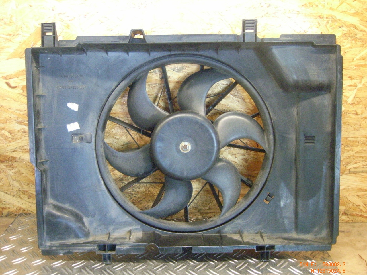 MERCEDES-BENZ SLK-Class R170 (1996-2004) Kairys difūzoriaus ventiliatorius 0130303815 21173035